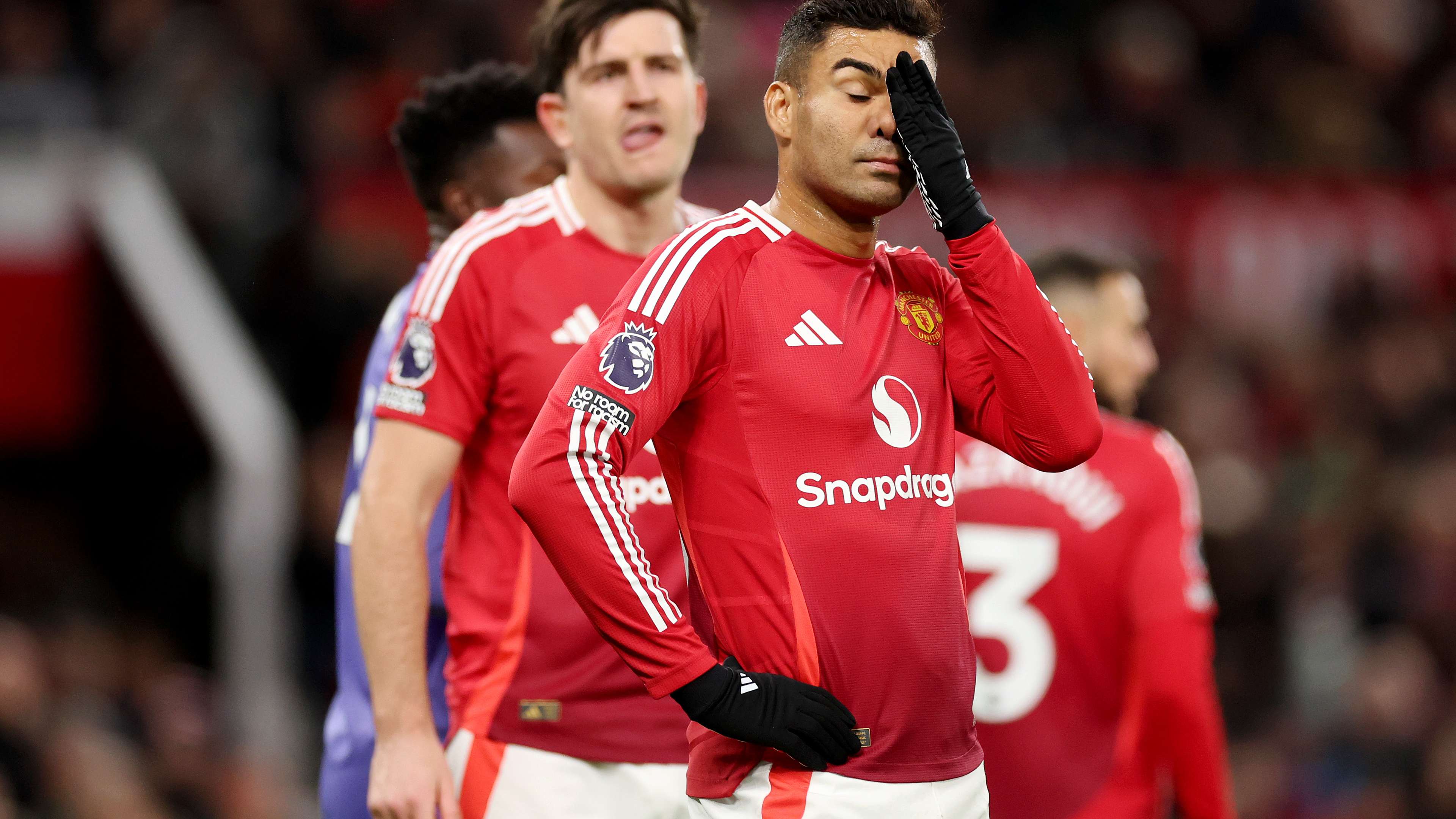 曼聯1-0勝狼隊球員評分：奧納納、比薩卡、瓦拉內榮登7分之巔，前場整體得4分.